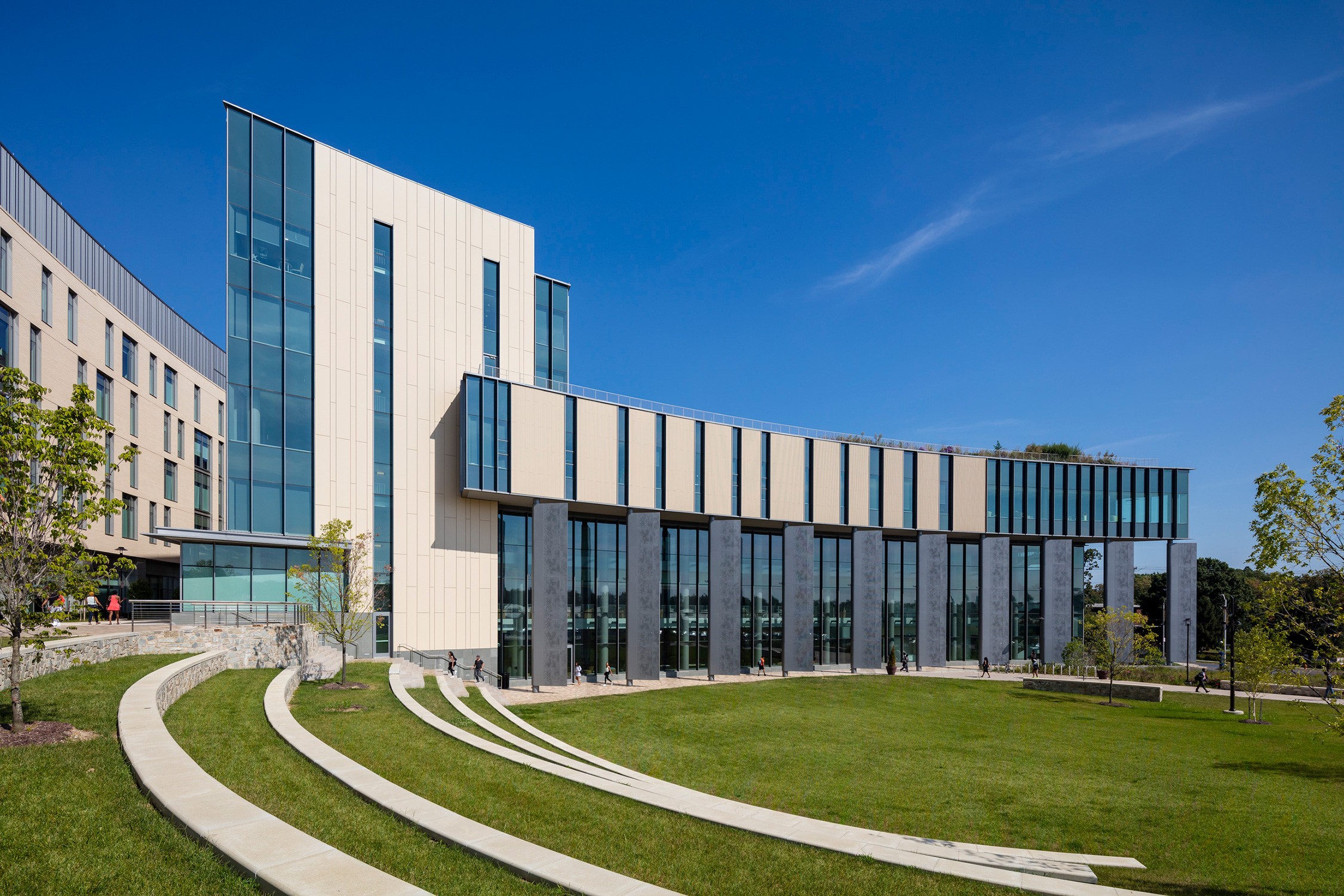 Stone seating at the Morgan Business Center at Morgan State University