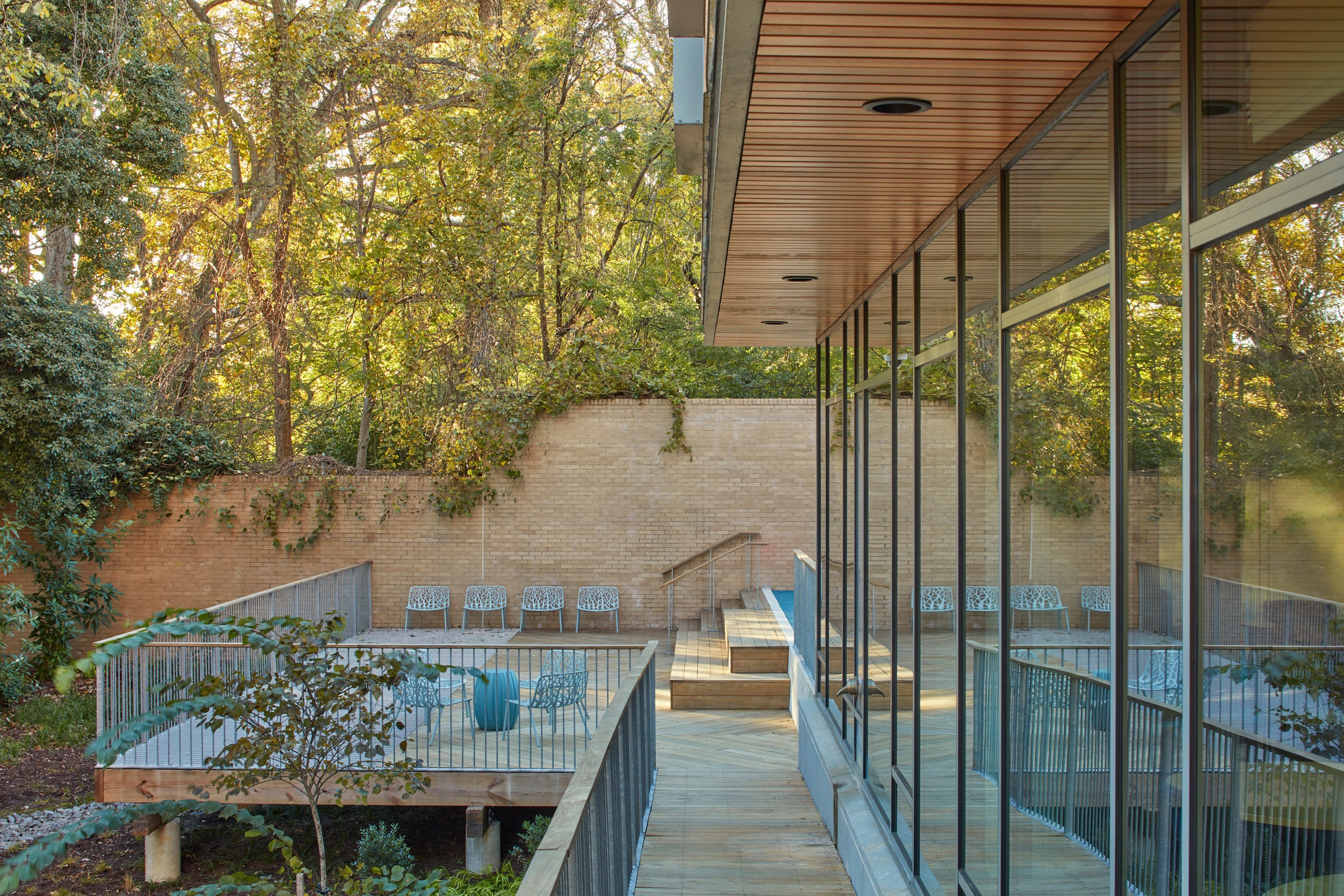 Outdoor garden terrace at The Brooks