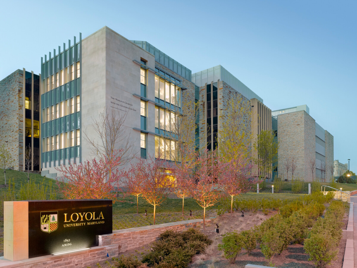 Loyola University Maryland — Donnelly Science Center — Ayers Saint Gross