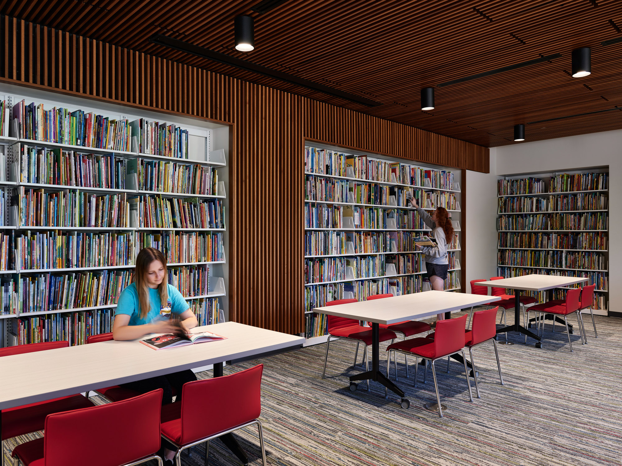 Library space at the Frostburg State University Education and Health Science Center