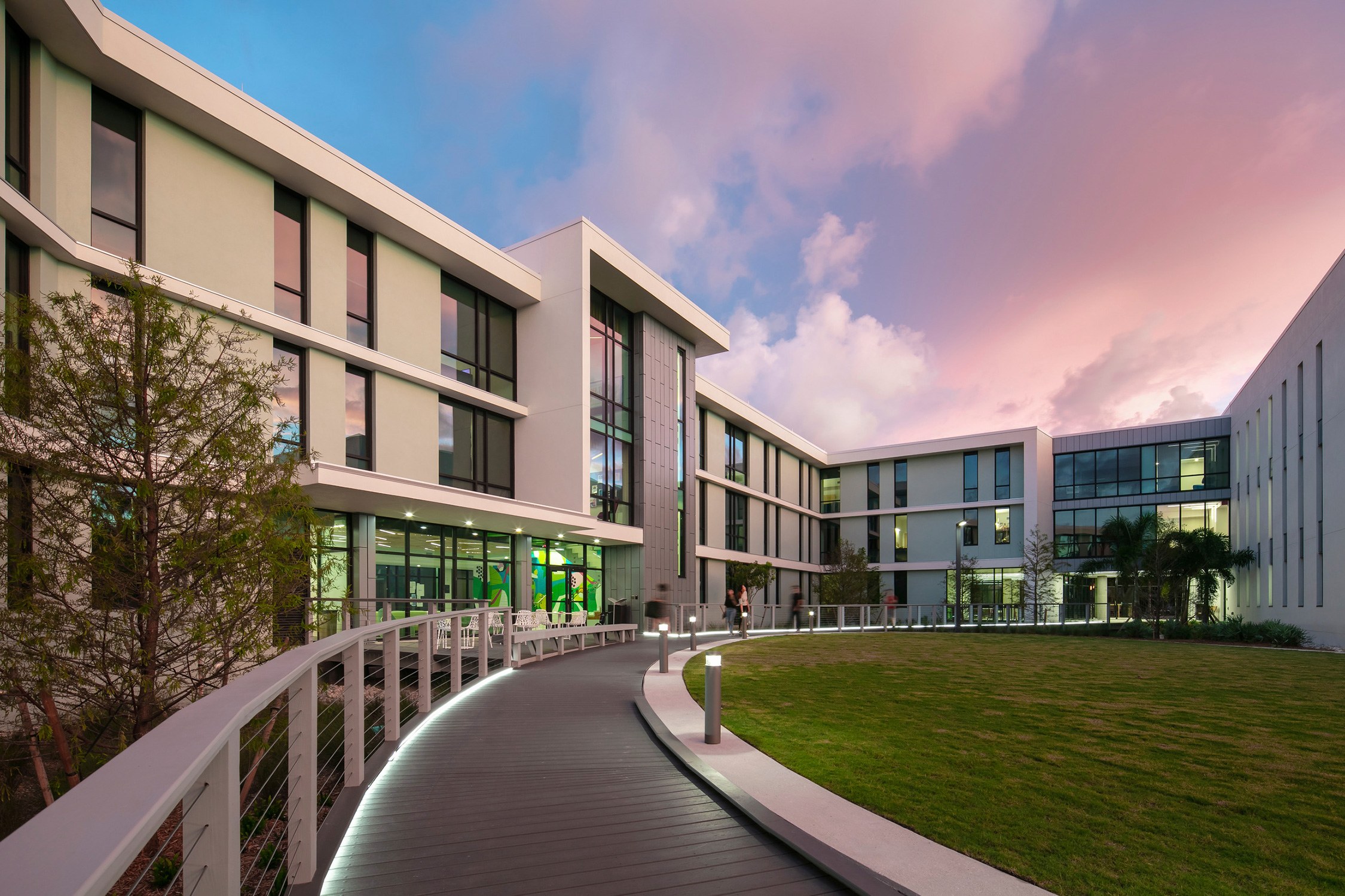 Exterior view of Bridge Hall at Ringling College of Art and Design