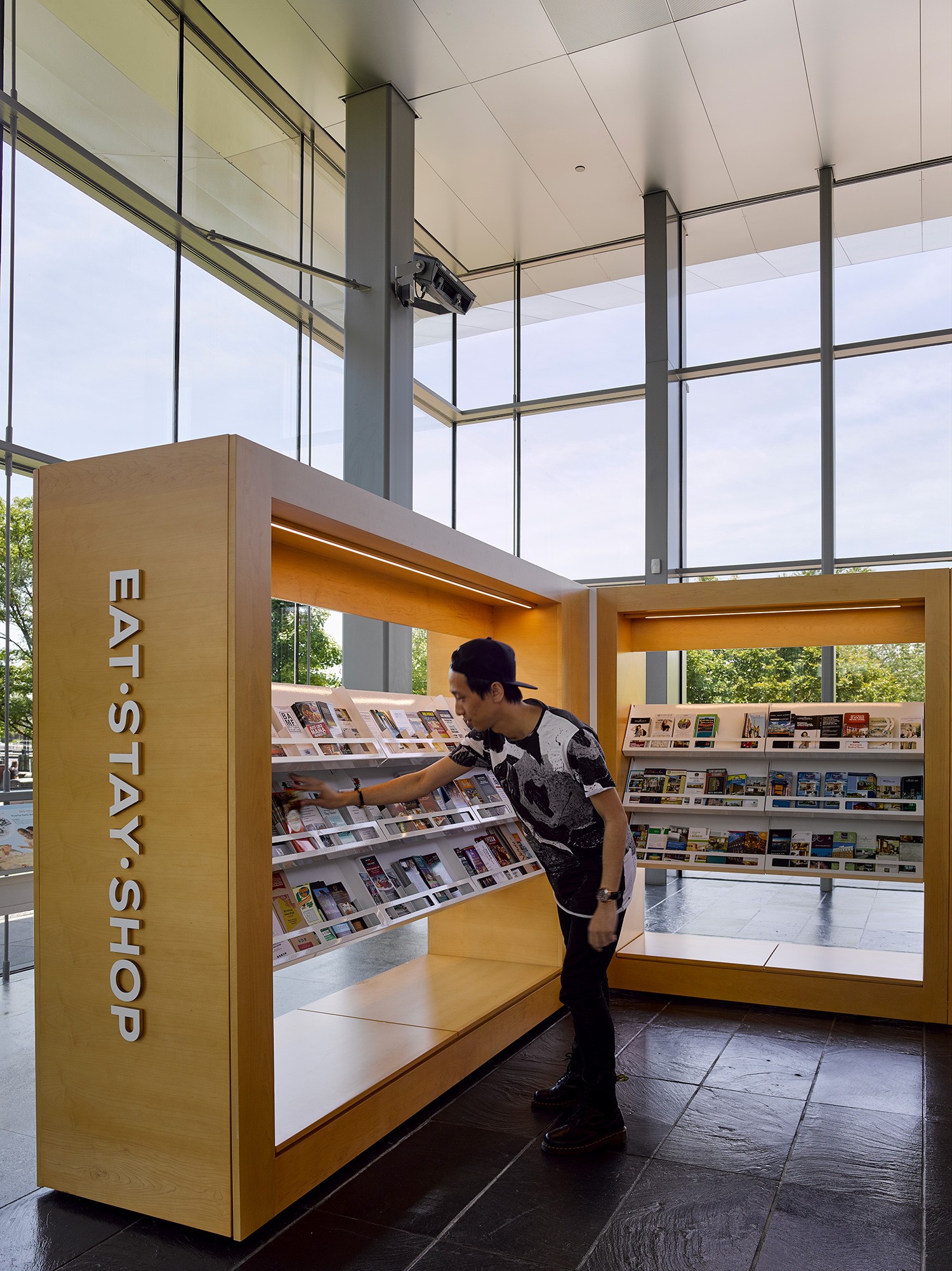 Baltimore Visitor Center – Custom mobile brochure displays and informational signage