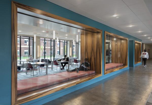Delaware-State-University_Tubman-Hall-interior-with-benches-600x416.jpg