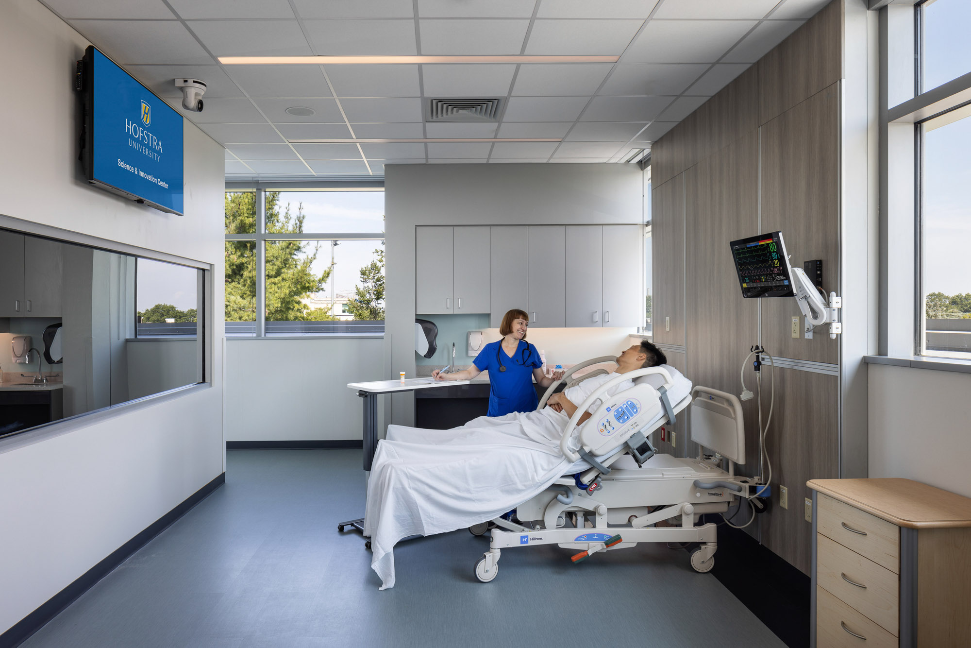 Hofstra Science And Innovation Center Patient