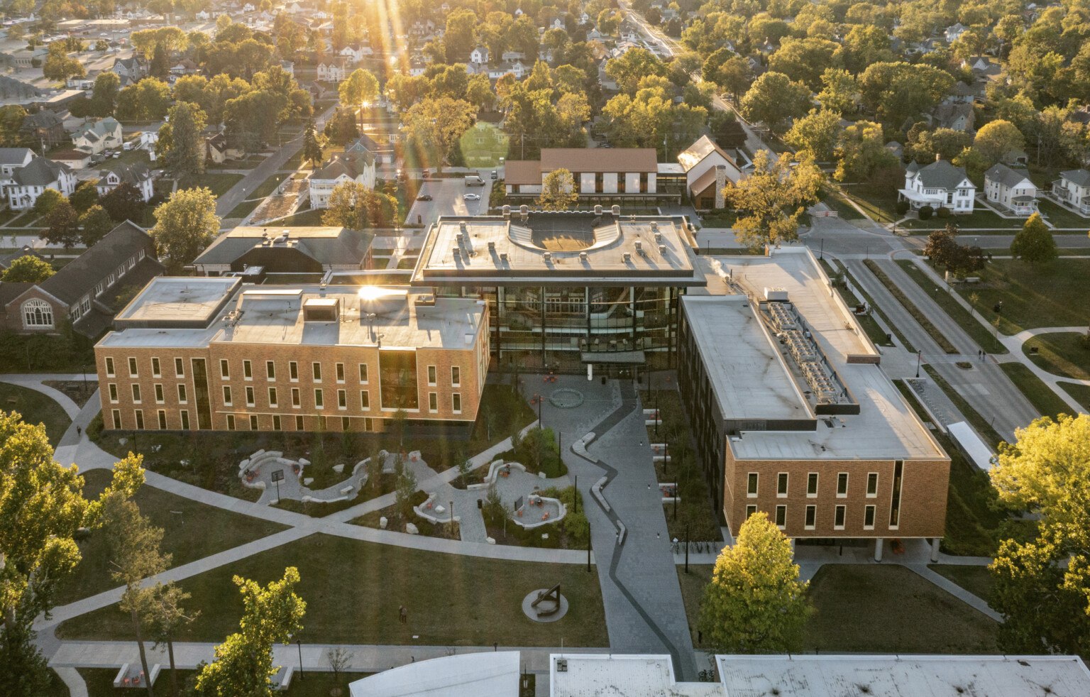 Grinnell College Kington Plaza and Christiansen Outdoor Learning Spaces