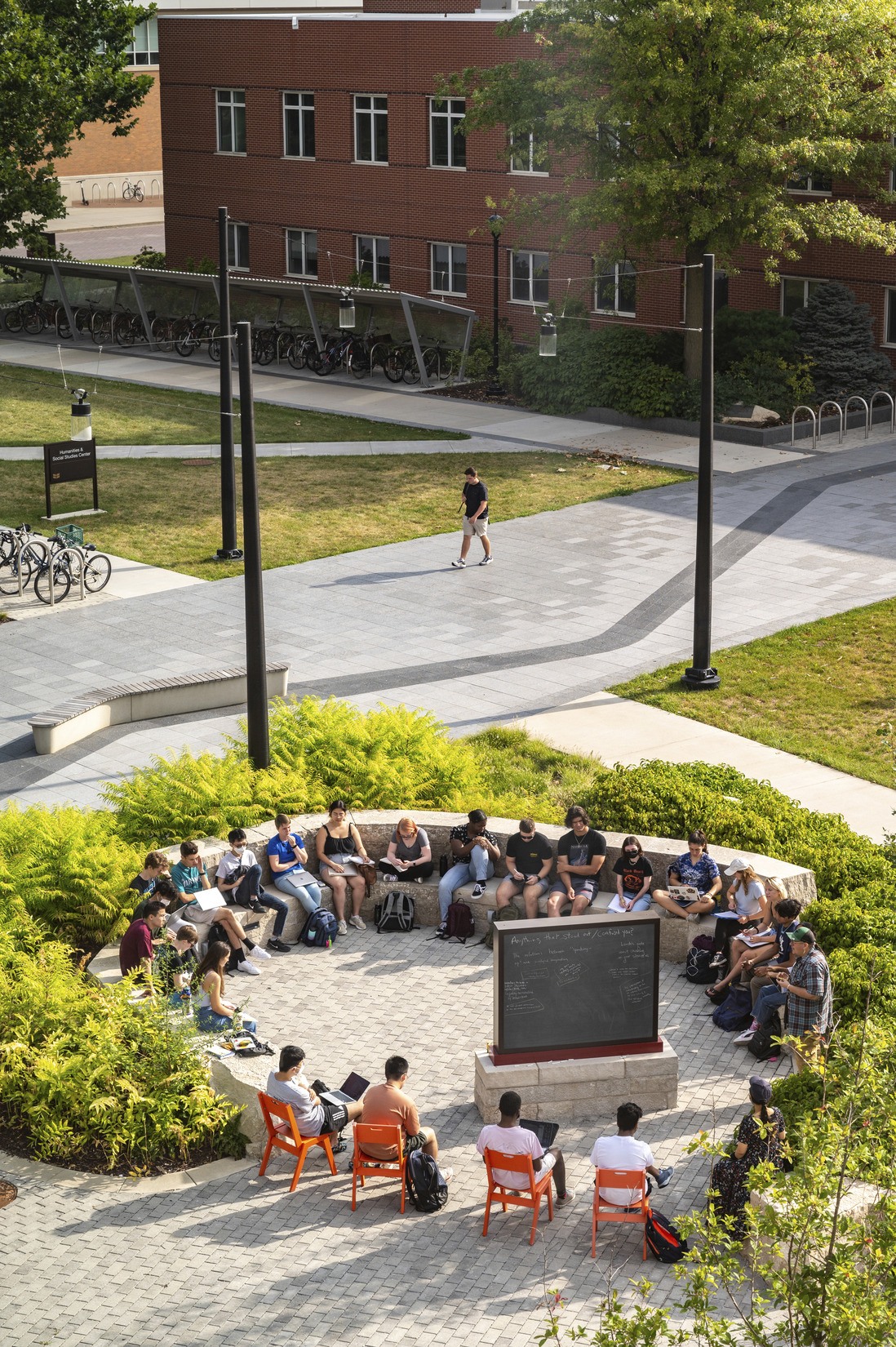 Visiting Assistant Professor of Sociology teaches class outside Aug. 30, 2021.
