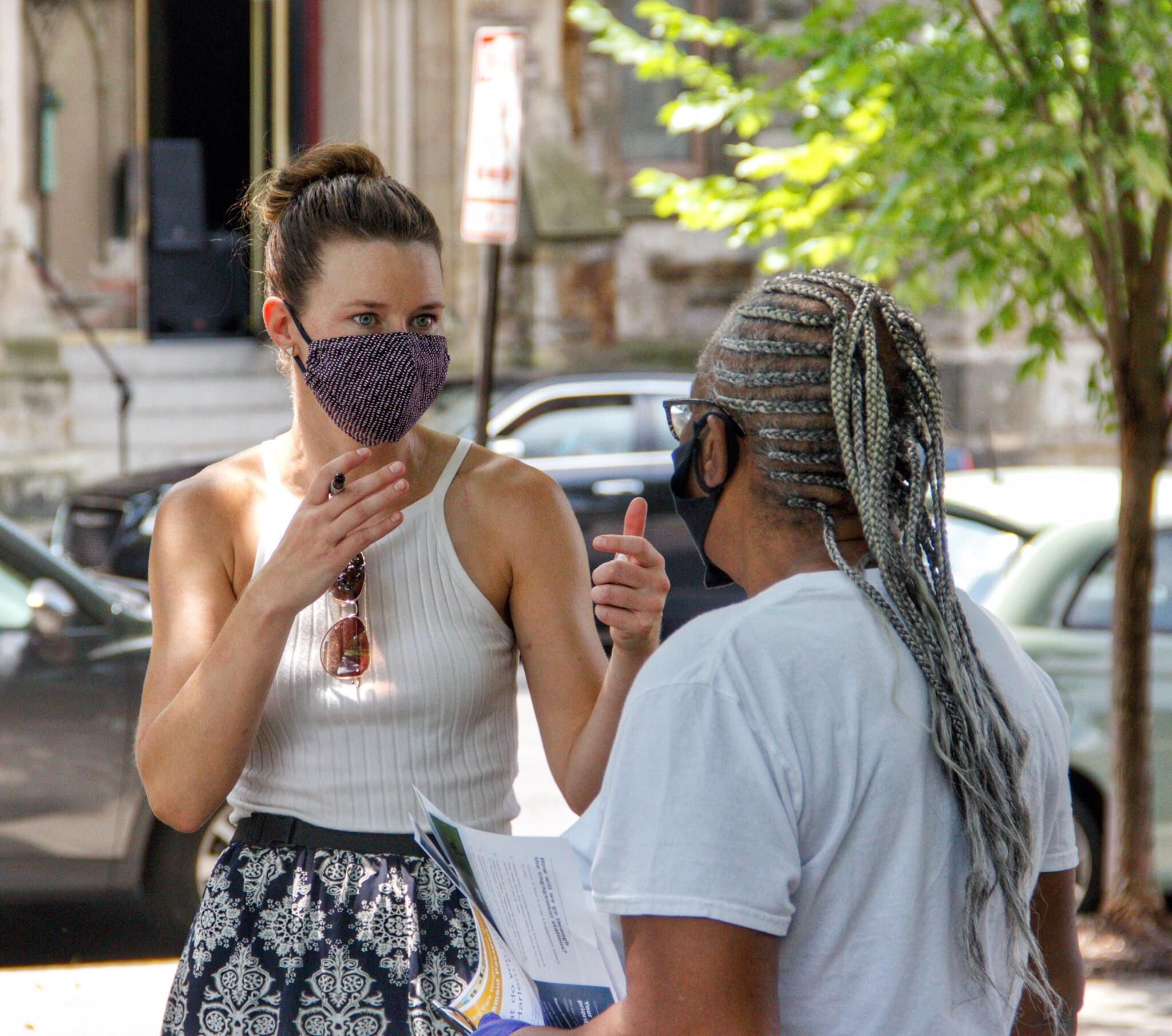 Amber Wendland leads an engagement session