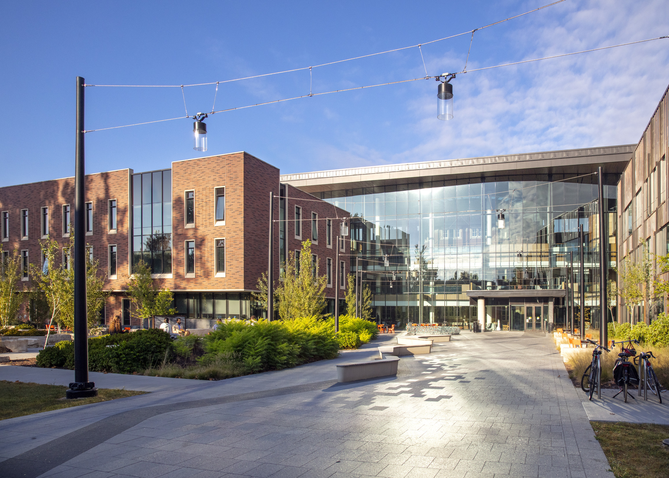 Grinnell College Kington Plaza And Christiansen Outdoor Learning Spaces 