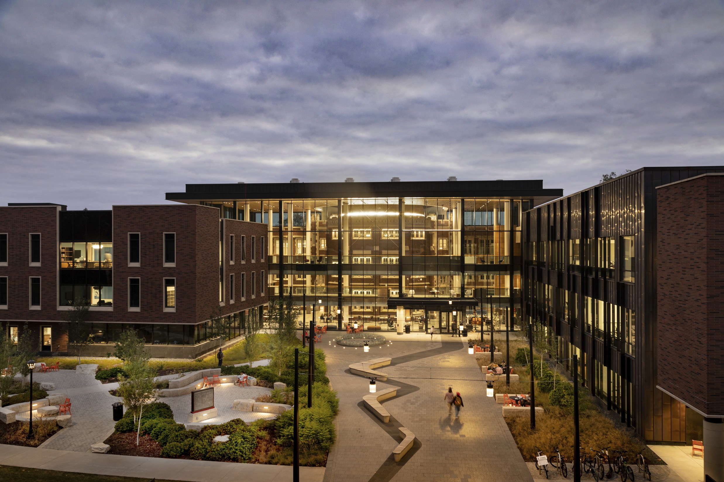 Grinnell College Kington Plaza and Christiansen Outdoor Learning Spaces ...