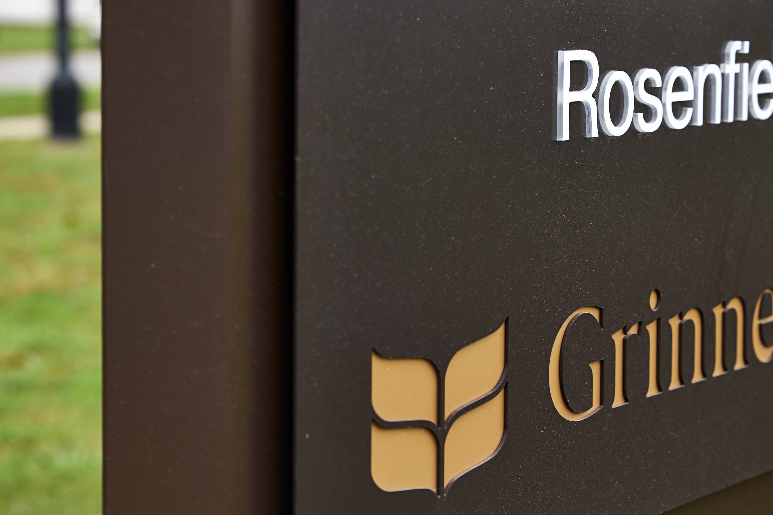 Grinnell Signage Design Detail
