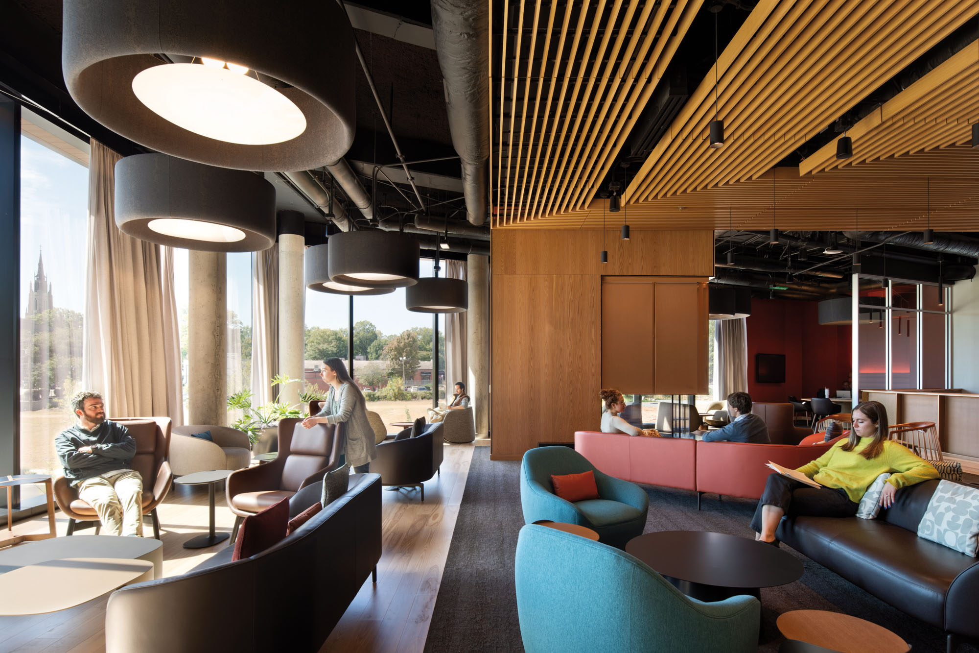 The Pearl Forum Seating