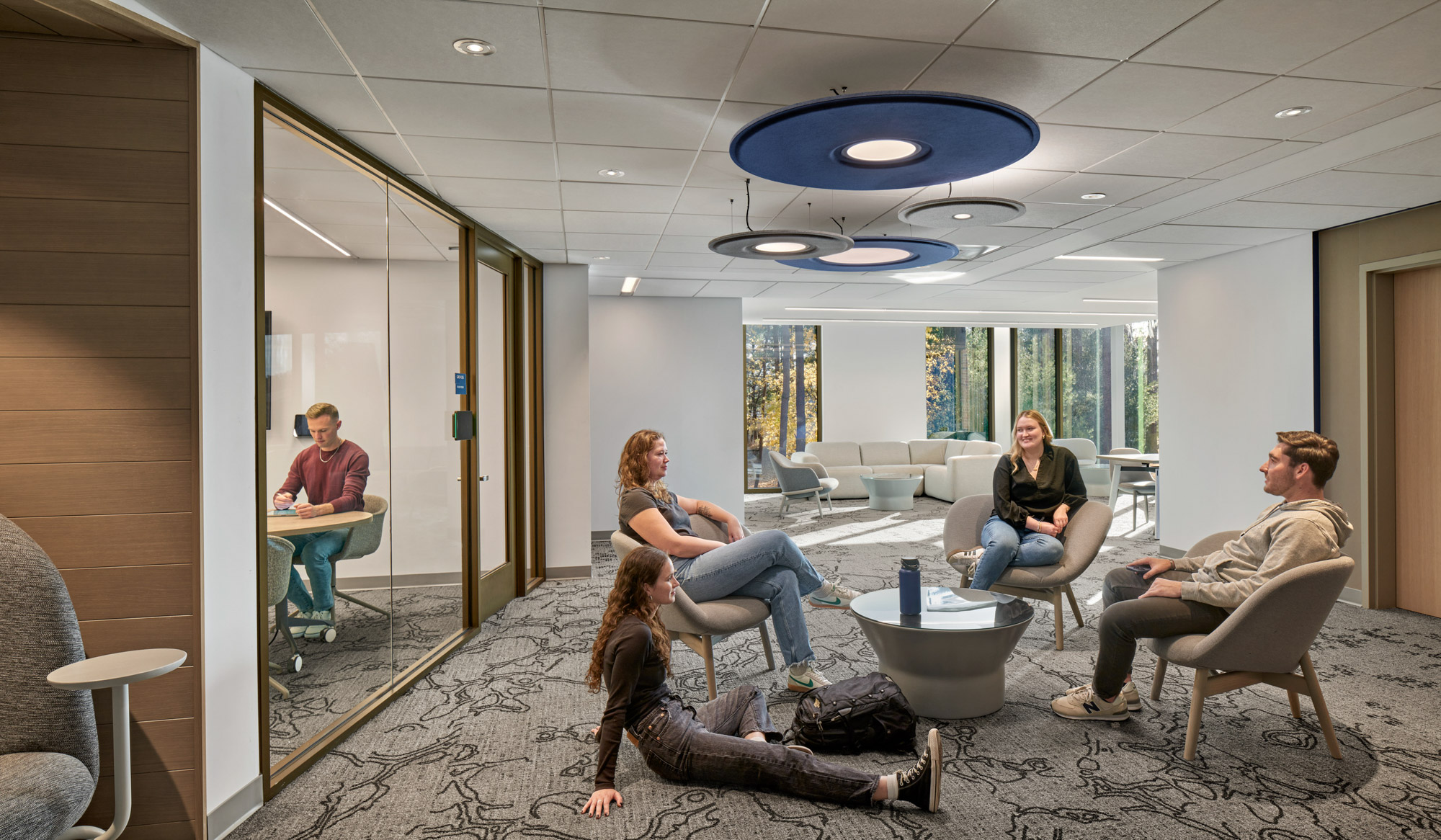 Quinnipiac University The Grove Lounge