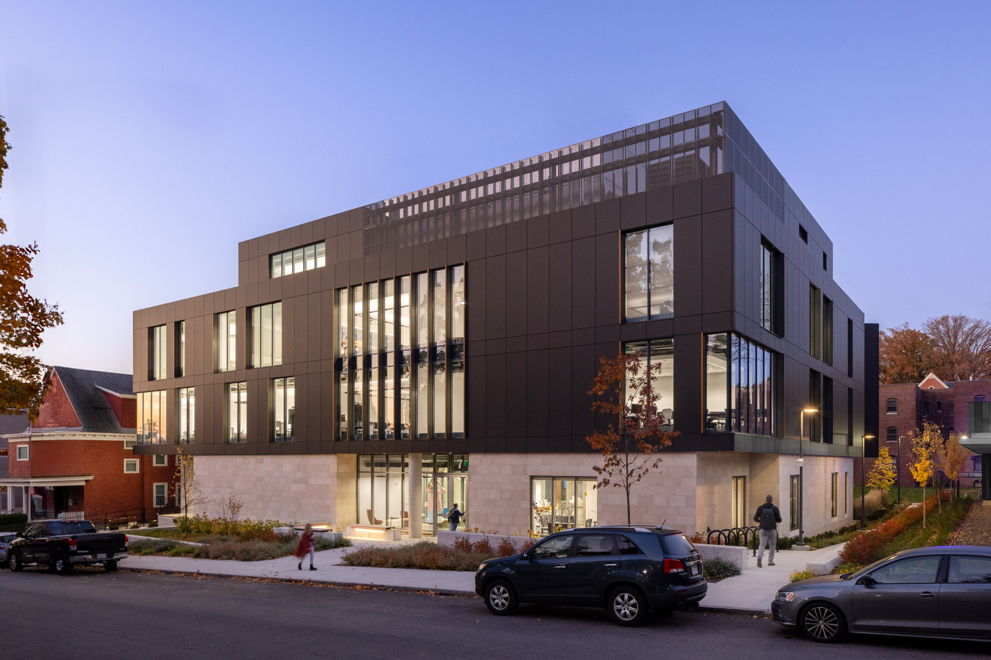 Clark University CMACD Streetview Dusk