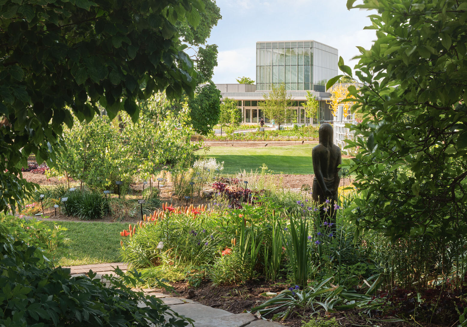 A view of the Jack C. Taylor Visitor Center from the Missouri Botanical Garden