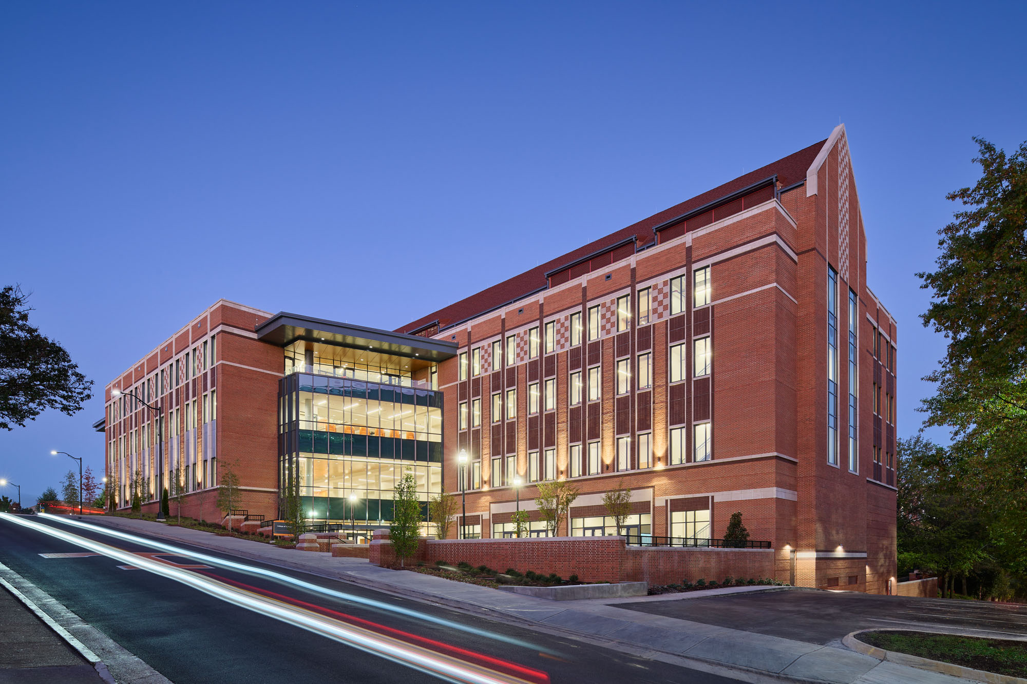 Evening street view of the University of Tennessee, Knoxville Nursing Building illuminated at dusk,...
